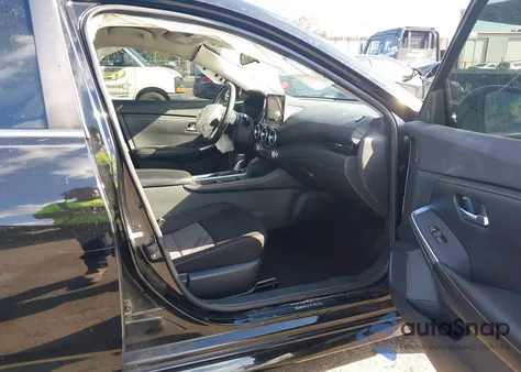 2021 Nissan Sentra Sr Xtronic Cvt z USA, uszkodzony, nr VIN 3N1AB8DV2MY229619